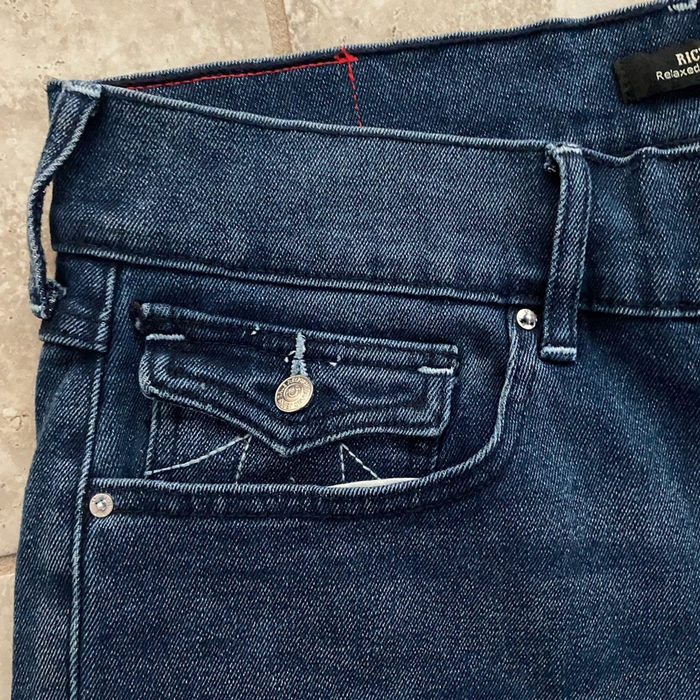True Religion - Ricky SN Flat Short - W-33 -  Dark Lagoon Wash - Picture 2 of 8